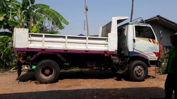 ขาย 6 ล้อดั้ม HINO KM777 เครื่อง WO4D 117 แรงม้า เกียร์ HO คัสซีสวยตลอดเส้น ช่วงล่าง FC4J ทะเบียนพร้อมโอน