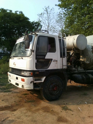 ขายรถโม่ปูน4.5คิว เครื่อง185แรง พ.เพาเวอร์ เบรกทิฟฟี่ ภายในสวย สภาพพร้อมใช้งาน เอกสารครบ สนใจโทร 090-8588220คุณนะ 093-3258446คุณบิว หรือเข้าดูสินค้าอื่นๆได้ที่ www.truck.in.th/498 หรือเพจFacebook ณรงค์ ซื้อขายรถมือสอง (เว็บไซต์ส่วนตัว) หรือFacebook คุณนะ ขายรถโม่ปูน4.5คิว เครื่อง185แรง พ.เพาเวอร์ เบรกทิฟฟี่ ภายในสวย สภาพพร้อมใช้งาน เอกสารครบ สนใจโทร 090-8588220คุณนะ 093-3258446คุณบิว หรือเข้าดูสินค้าอื่นๆได้ที่ www.truck.in.th/498 หรือเพจFacebook ณรงค์ ซื้อขายรถมือสอง (เว็บไซต์ส่วนตัว) หรือFacebook คุณนะ