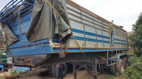 ขาย หางเซมิดั้ม ยาว 8 เมตร อู่เสรีชัย แผงข้างมิเนียม ช่วงล่างดี ทะเบียนพร้อมโอน