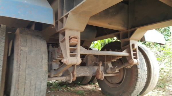 ขาย หางเซมิดั้ม ยาว 8 เมตร อู่เสรีชัย แผงข้างมิเนียม ช่วงล่างดี ทะเบียนพร้อมโอน