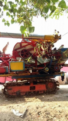 ขายรถเกี่ยวข้าว เครื่อง175แรง อุ้ม2.5ตัน ตัวเดิน10 ปั้ม22ไดกิ้น สภาพพร้อมใช้งาน สนใจโทร 090-8588220คุณนะ 093-3258446คุณบิว หรือเข้าดูสินค้าอื่นๆได้ที่ www.truck.in.th/498 หรือเพจFacebook ณรงค์ ซื้อขายรถมือสอง (เว็บไซต์ส่วนตัว) หรือFacebook คุณนะ รถบรรทุก