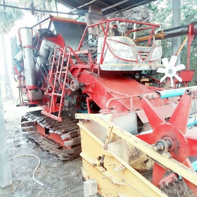 ขายรถเกี่ยวข้าว เครื่อง175แรง อุ้ม2.5ตัน ตัวเดิน10 ปั้ม22ไดกิ้น สภาพพร้อมใช้งาน สนใจโทร 090-8588220คุณนะ 093-3258446คุณบิว หรือเข้าดูสินค้าอื่นๆได้ที่ www.truck.in.th/498 หรือเพจFacebook ณรงค์ ซื้อขายรถมือสอง (เว็บไซต์ส่วนตัว) หรือFacebook คุณนะ รถบรรทุก