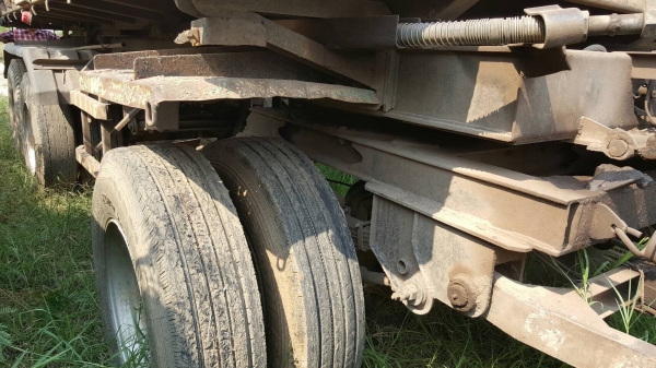 ขาย ลูกพ่วงดั้ม 3 เพลา ยาว 6 เมตร อู่สามมิตรมอเตอร์ เอกสารเล่มทะเบียนครบ