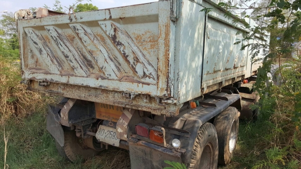 ขาย ลูกพ่วงดั้ม 3 เพลา ยาว 6 เมตร อู่สามมิตรมอเตอร์ เอกสารเล่มทะเบียนครบ