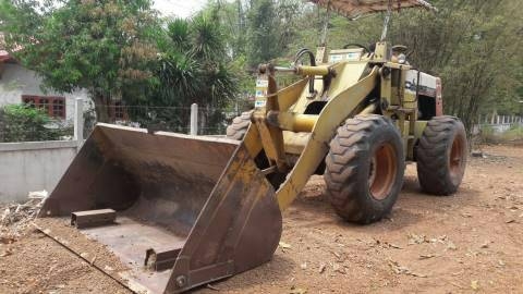 ขายรถตักKOMATSU 510 กรองคู่ สภาพสวยพร้อมใช้ ราคาต่อรองได้ ที่คุูณอ๊อฟ พิจิตร 086-737-9991