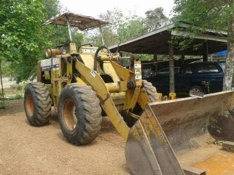 ขายรถตักKOMATSU 510 กรองคู่ สภาพสวยพร้อมใช้ ราคาต่อรองได้ ที่คุูณอ๊อฟ พิจิตร 086-737-9991