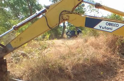 แบคโฮ KOBELCO SK120 MARK (3) ไฟตัด เครื่อง/ปั้ม เดิม แรงดี บูมอาร์มดี บุ้งกี๋หนา ฟันยาว เอวดี แน่น ช่วงล่าง65\% โซ่ดี แทร็กครบ โรลเลอร์ดี สป็อคเก็ต65\% แอร์เย็น รถทำใช้งานอยู่ ไม่มีเล่ม ขายตามสภาพ **ขาย KOBELCO MARK 3 SK-120 แบคโฮยอดน แบคโฮ KOBELCO SK120 MARK (3) ไฟตัด เครื่อง/ปั้ม เดิม แรงดี บูมอาร์มดี บุ้งกี๋หนา ฟันยาว เอวดี แน่น ช่วงล่าง65\% โซ่ดี แทร็กครบ โรลเลอร์ดี สป็อคเก็ต65\% แอร์เย็น รถทำใช้งานอยู่ ไม่มีเล่ม ขายตามสภาพ **ขาย KOBELCO MARK 3 SK-120 แบคโฮยอดน