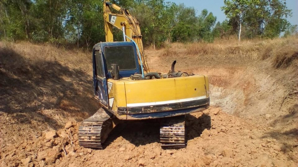 แบคโฮ KOBELCO SK120 MARK (3) ไฟตัด เครื่อง/ปั้ม เดิม แรงดี บูมอาร์มดี บุ้งกี๋หนา ฟันยาว เอวดี แน่น ช่วงล่าง65\% โซ่ดี แทร็กครบ โรลเลอร์ดี สป็อคเก็ต65\% แอร์เย็น รถทำใช้งานอยู่ ไม่มีเล่ม ขายตามสภาพ **ขาย KOBELCO MARK 3 SK-120 แบคโฮยอดน แบคโฮ KOBELCO SK120 MARK (3) ไฟตัด เครื่อง/ปั้ม เดิม แรงดี บูมอาร์มดี บุ้งกี๋หนา ฟันยาว เอวดี แน่น ช่วงล่าง65\% โซ่ดี แทร็กครบ โรลเลอร์ดี สป็อคเก็ต65\% แอร์เย็น รถทำใช้งานอยู่ ไม่มีเล่ม ขายตามสภาพ **ขาย KOBELCO MARK 3 SK-120 แบคโฮยอดน