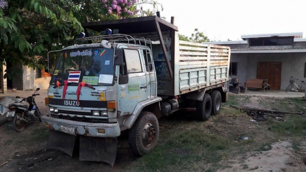 ขาย Jumbo 210 2 เพลาดั้มพ์ เบรคลมดัน สโล เอกสารเล่มทะเบียนพร้อมโอน