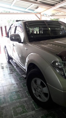 nissan navara