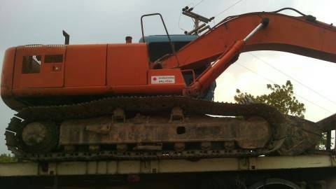 ขาย HITACHI EX200-3 สภาพสวยพร้อมใช้ ราคาต่อรองได้ ติดต่อได้ที่คุณ อ๊อฟ พิจิตร 086-737-9991 ขาย HITACHI EX200-3 สภาพสวยพร้อมใช้ ราคาต่อรองได้ ติดต่อได้ที่คุณ อ๊อฟ พิจิตร 086-737-9991