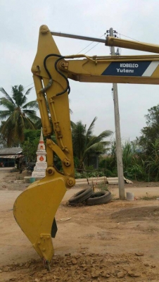 ขาย KOBELCO SK 04 มีลายหัวเจาะ พร้อมใช้ ติดต่อ คุณ อ๊อฟ พิตร 086-737-9991