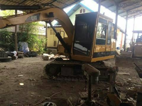 ขายCAT E70B สภาพสวยพร้อมใช้ ติดต่อคุณอ๊อฟ พิจิตร 086-737-9991