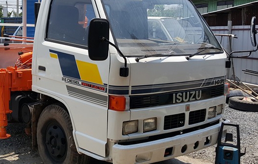 6ล้อติดเครน ISUZU NKR-85แรง รถห้างแท้ เครื่องใหม่ เกียร์เดิม ลงเล่ม ช่วงล่างเดิม หัวใหม่สวย พ.ธรรมดา พร้อมเครนUNIC 2.9t พร้อมใช้งาน **ขาย ISUZU NKR-85แรง 6ล้อบรรทุกติดเครน2.9ตัน สภาพสวย พร้อมใช้งาน เล่มฯครบ ISUZU NKR-110 ตัวแรก เกียร