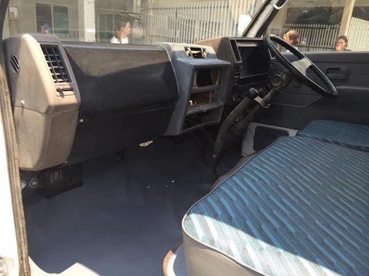 6ล้อติดเครน ISUZU NKR-85แรง รถห้างแท้ เครื่องใหม่ เกียร์เดิม ลงเล่ม ช่วงล่างเดิม หัวใหม่สวย พ.ธรรมดา พร้อมเครนUNIC 2.9t พร้อมใช้งาน **ขาย ISUZU NKR-85แรง 6ล้อบรรทุกติดเครน2.9ตัน สภาพสวย พร้อมใช้งาน เล่มฯครบ ISUZU NKR-110 ตัวแรก เกียร