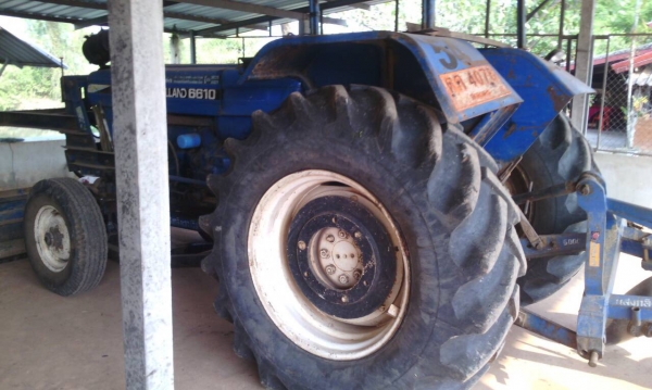 Ford77 T5 เสื้อเรียบ หาง6cmt หาง3 ใบดัน เล่มพร้อม รถสวยพร้อมใช้