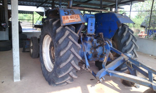 Ford77 T5 เสื้อเรียบ หาง6cmt หาง3 ใบดัน เล่มพร้อม รถสวยพร้อมใช้