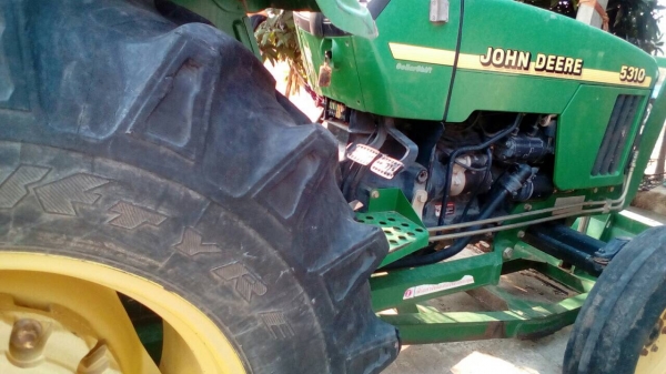 Johndeere5310 หาง6 ใบดัน ปี55 ชั่วโมงพันแปด เล่มพร้อม