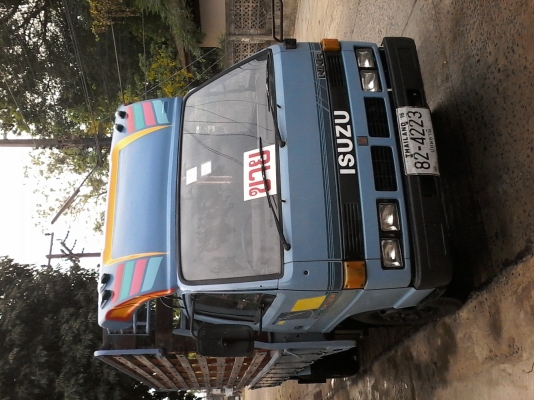 ขายNKR110ตัวแรกห้างแท้เกียร์ยาวตัด235,000พร้อมใช้รถเคยเก็บสีมาแล้วไม่หนาคับ ขายNKR110ตัวแรกห้างแท้เกียร์ยาวตัด235,000พร้อมใช้รถเคยเก็บสีมาแล้วไม่หนาคับ