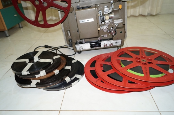 เครื่องฉายหนัง เครื่องฉายหนัง