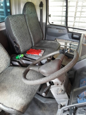 ขายด่วน Hino FC4J กระบะ 5.5ม. ลดราคากันไปเลยครับ สุดๆ 530,000