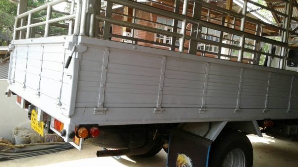 ขายด่วน Hino FC4J กระบะ 5.5ม. ลดราคากันไปเลยครับ สุดๆ 530,000