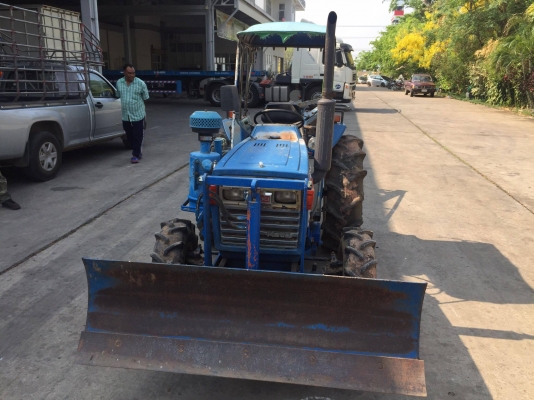 รถไถ ISEKI TL2710 2เพลา สภาพดีใช้งานได้หมด รถ+ใบดัน+ผาน 4