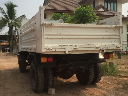 ขายหกล้อดัมพ์พร้อมใช้งาน