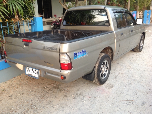 มิตซูบิชิ สตราด้า 4 ประตู เครื่อง 2800