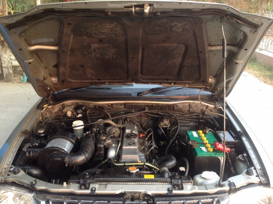 มิตซูบิชิ สตราด้า 4 ประตู เครื่อง 2800