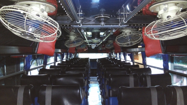 ขายรถบัสพัดลมเชิดชัย ขายรถบัสพัดลมเชิดชัย