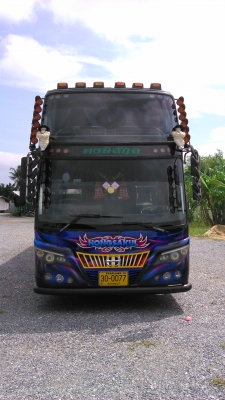 ขายด่วนบัสเชิดชัย 3 คัน