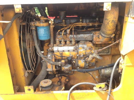 รถตัก KOMATSU  505.    สนใจติดต่อ  081 - 6079515