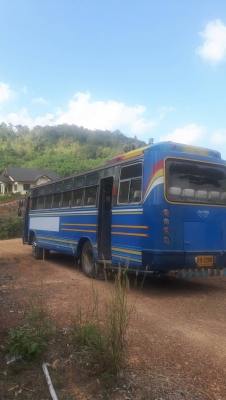 รถบัสอีซุยาว9เมตรเครื่อง 6BF1 185แรงเบครจิฟฟีเพาเวอรภ่ายไนเครื่องแสงทีวีครบ รถบัสอีซุยาว9เมตรเครื่อง 6BF1 185แรงเบครจิฟฟีเพาเวอรภ่ายไนเครื่องแสงทีวีครบ