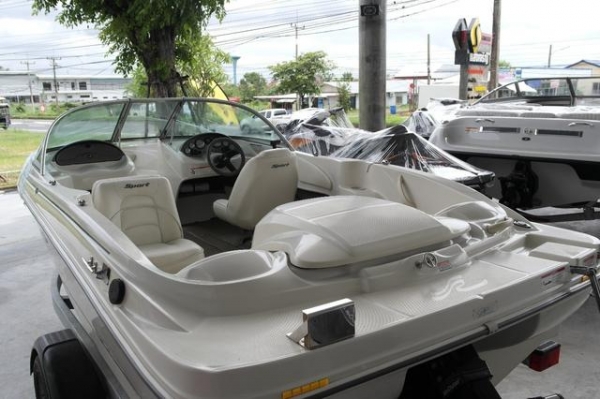 เรือ Sea-Ray 175