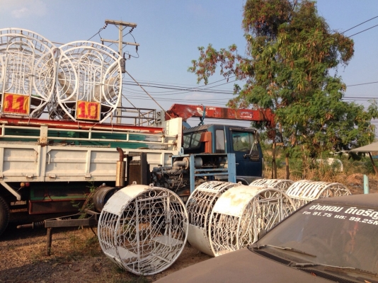 ขายรถ6ล้อHinoติดเครน3.8ตัน+6ล้อIsuzuตู้เเห้ง7.2 ม.