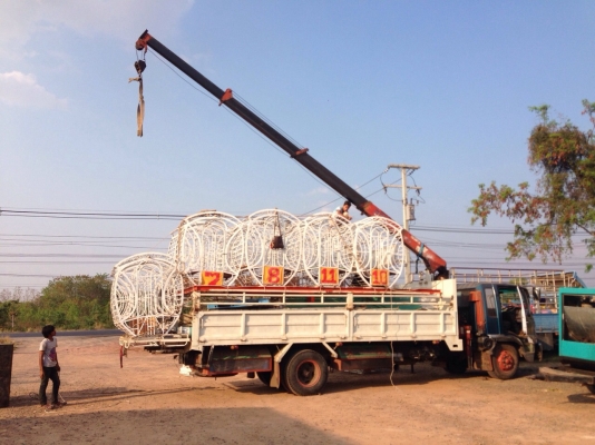 ขายรถ6ล้อHinoติดเครน3.8ตัน+6ล้อIsuzuตู้เเห้ง7.2 ม.