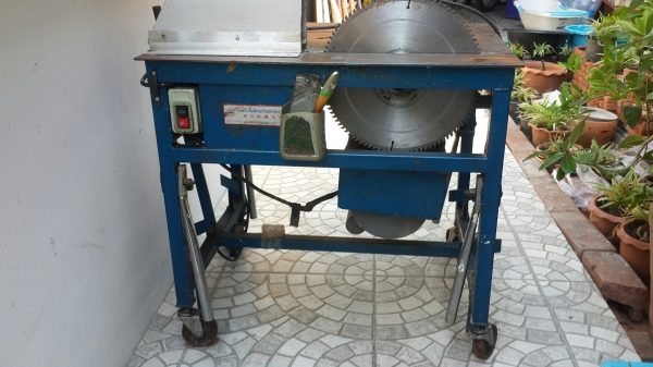 ขายแท่นตัดอลูมิเนียม 12" ของ สันติ