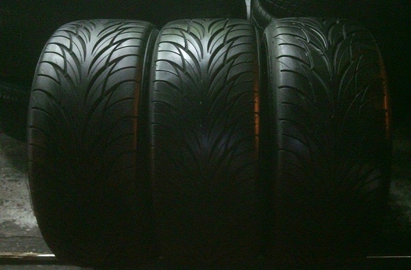 Federal SS595 225/40ZR18