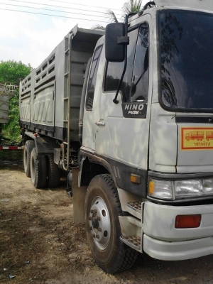 รถฮีโน่ 10 ล้อดั๊ม FM3M  240 แรงม้า ปี 38.  ( ขาย แม่ , ลูก. )     สนใจติดต่อ  081 - 6079515