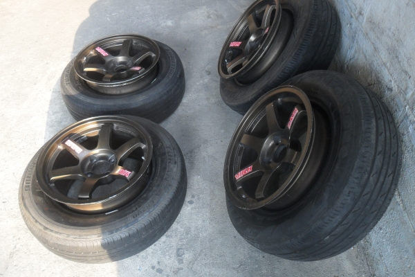 ล้อแม็ก15นิ้ว4รุ100 TE37 กว้าง9นิ้ว พร้อมยาง สวยๆ 4 ล้อ ราคา 7500 บาท ล้อแม็ก15นิ้ว4รุ100 TE37 กว้าง9นิ้ว พร้อมยาง สวยๆ 4 ล้อ ราคา 7500 บาท
