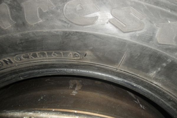 ล้อแม็ก15นิ้ว4รุ100 TE37 กว้าง9นิ้ว พร้อมยาง สวยๆ 4 ล้อ ราคา 7500 บาท ล้อแม็ก15นิ้ว4รุ100 TE37 กว้าง9นิ้ว พร้อมยาง สวยๆ 4 ล้อ ราคา 7500 บาท