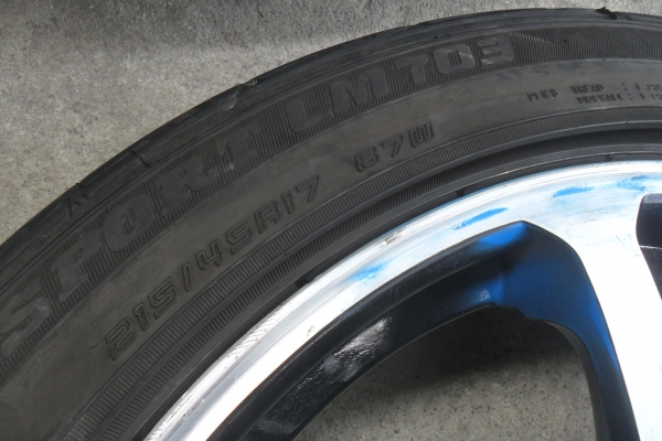 ล้อแม็ก17นิ้ว4รุ100/114 พร้อมยาง สวยๆ 4 ล้อ ราคา 6900 บาท ล้อแม็ก17นิ้ว4รุ100/114 พร้อมยาง สวยๆ 4 ล้อ ราคา 6900 บาท