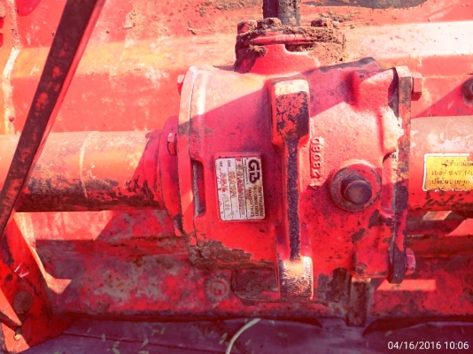 ขายโรตารี่ช้าง 1.80 เมตร แถมใบใหม่ให้ 1 ชุด 60 ใบพร้อมน็อต พร้อมใช้ สีเดิมไม่ผุ ใส่รถ45-47-49-50 ขายโรตารี่ช้าง 1.80 เมตร แถมใบใหม่ให้ 1 ชุด 60 ใบพร้อมน็อต พร้อมใช้ สีเดิมไม่ผุ ใส่รถ45-47-49-50