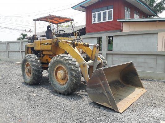 ขายรถตักล้อยาง jh30ทำมาใหม่หมด พร้อมใช้งาน