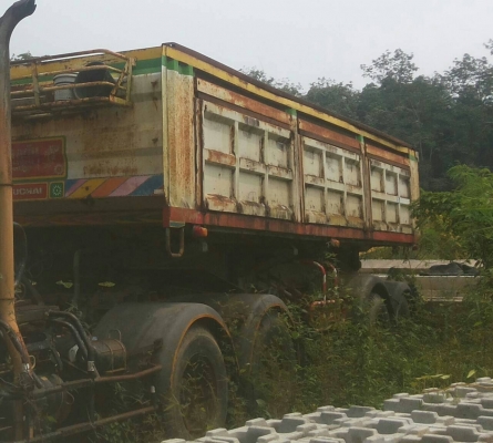 ขายด่วนครับ หางเซมิดั้ม 2 เพลา อู่ ส.สุชัย