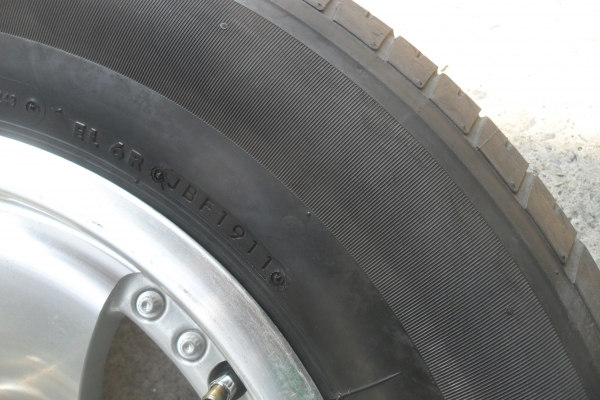 ล้อแม็ก16นิ้ว6รุ พร้อมยาง สวยๆ 4 ล้อ ราคา 7500 บาท ล้อแม็ก16นิ้ว6รุ พร้อมยาง สวยๆ 4 ล้อ ราคา 7500 บาท