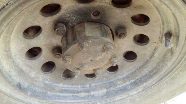 ขายถูกรถบรรทุก4ลัอพร้อมใช้งานเครื่องแน่นคัชชีสวยไม่ติดเวลาสนใจสอบถามได้