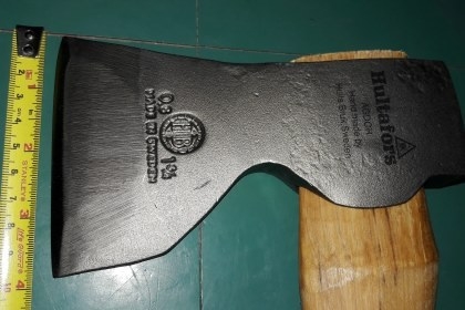 ขายขวานช่างไม้ขวานถากไม้1 3/4ปอนด้ามไม้ฮิคกอรี่ Made in Sweden.