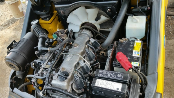 ขายด่วนรถยกKOMATSU FG20-20ยก2ตันเสาสูง3เมตรรุ่นใหม่สุดชั่วโม่งทำงานน้อยรถนอกนำเข้ายังไม่เคยใช้งานในเมืองไทยเลย ขายด่วนรถยกKOMATSU FG20-20ยก2ตันเสาสูง3เมตรรุ่นใหม่สุดชั่วโม่งทำงานน้อยรถนอกนำเข้ายังไม่เคยใช้งานในเมืองไทยเลย